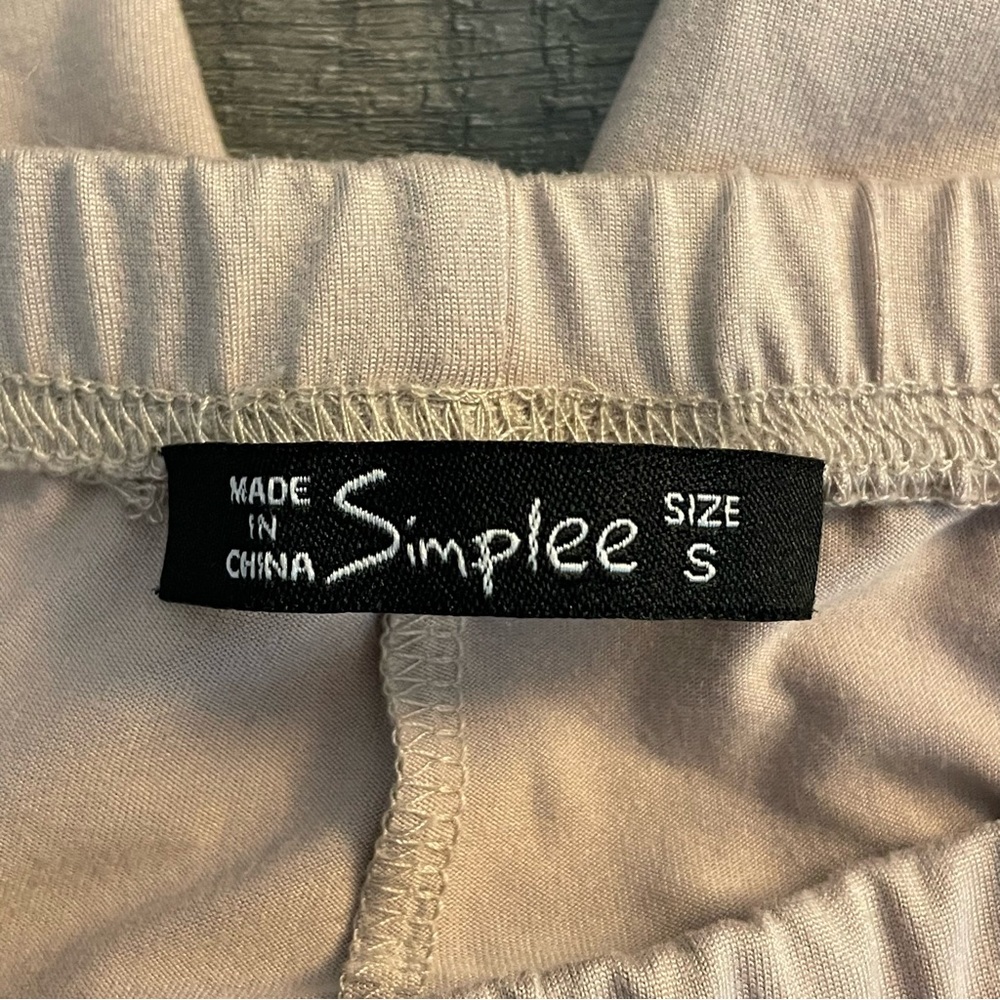 Simplee Solid Beige Super Soft Oversized Crewneck T-Shirt & Biker Shorts Set - Picture 10 of 12